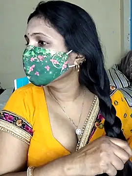 Hotty Sonali online show from 12/21/25, 12:51