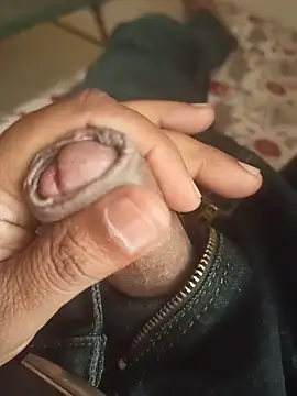 silvaa89 online show from 10/12/25, 09:52