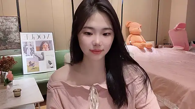 suki-1 online show from 09/30/25, 05:34