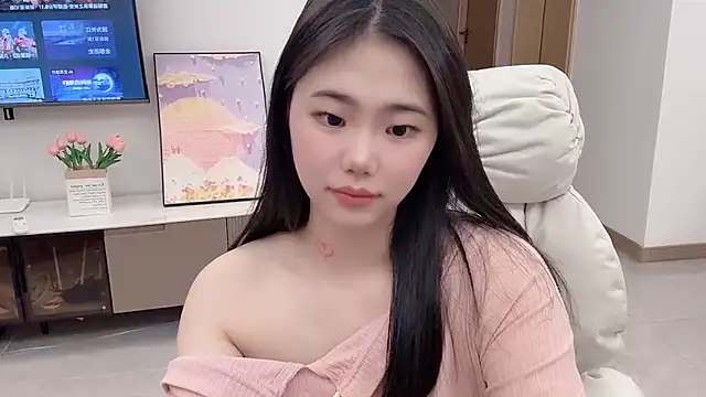 suki-1 online show from 11/11/25, 10:37