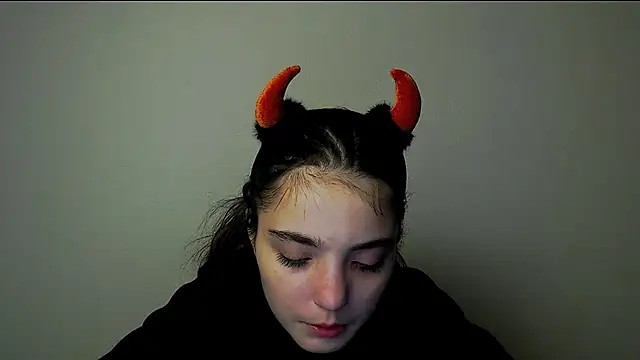 Sun Shine   online show from 10/16/25, 09:49