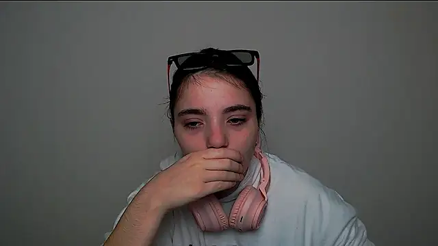 Sun Shine   online show from 10/29/25, 11:28