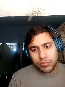 Desirock001 online show from 02/07/26, 07:56