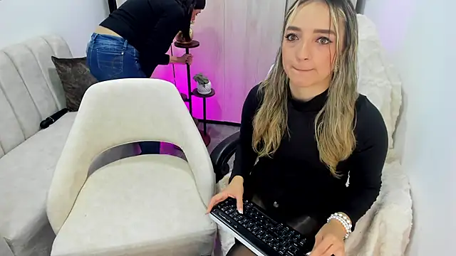 Miss Annye online show from 11/01/25, 04:36