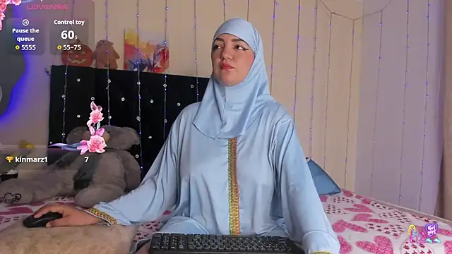 Snapshot of Dana-Alabi chatting on 02/11/26, 12:32 Dana-Alabi online show from 02/11/26, 12:32