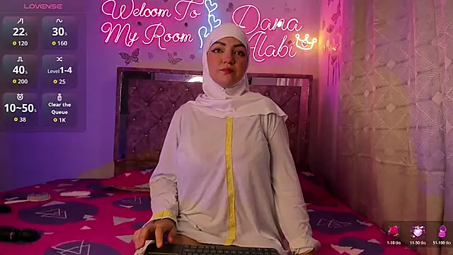 Dana-Alabi online show from 03/11/26, 01:06