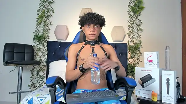  taylor black online show from 11/06/25, 12:33