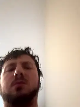 Snapshot of blueeyedman8 chatting on 01/10/26, 09:30 blueeyedman8 online show from 01/10/26, 09:30