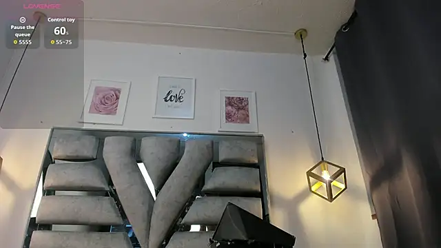 lianfox  online show from 02/28/26, 12:28