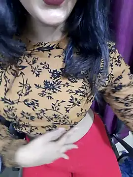 Snapshot of Monalisa670 chatting on 10/01/25, 04:35 Monalisa670 online show from 10/01/25, 04:35