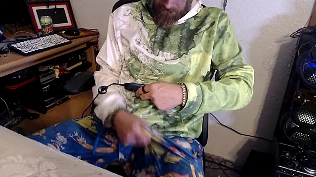 thejuicybacon online show from 10/08/25, 05:21