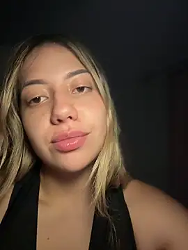 MissCat  online show from 12/04/25, 01:04