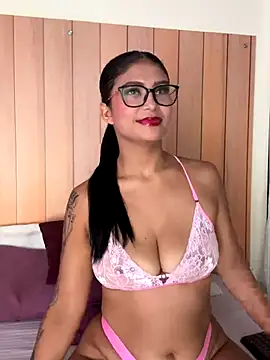 daphnevans online show from 10/04/25, 04:10