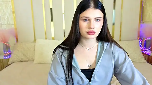 Neyla Charm online show from 10/17/25, 12:30