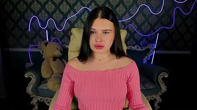 Neyla Charm online show from 11/01/25, 08:11