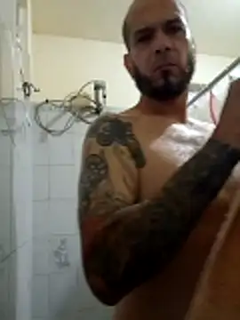 Snapshot of amircar12 chatting on 04/15/26, 10:43 amircar12 online show from 04/15/26, 10:43