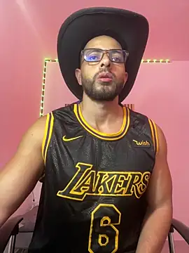 magnumchris online show from 04/16/26, 05:14