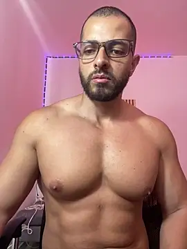 magnumchris online show from 04/18/26, 07:07