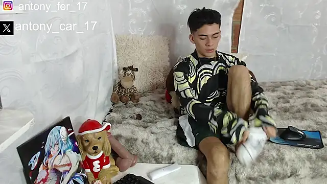 Rimuru17 online show from 11/05/25, 10:32