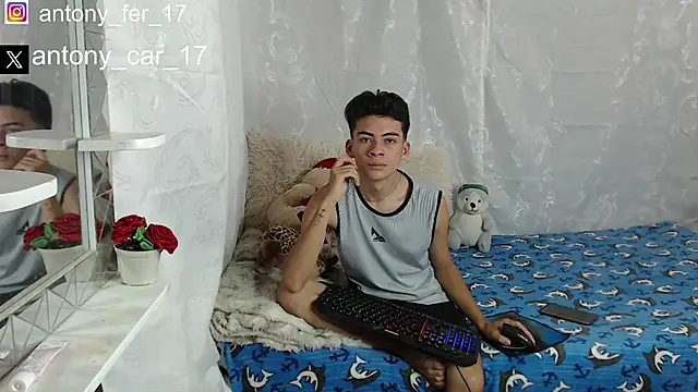 Rimuru17 online show from 11/07/25, 10:21