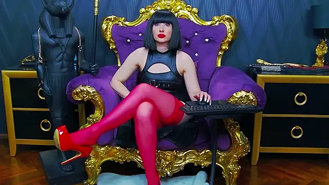 LaraMaeve online show from 04/18/26, 05:44