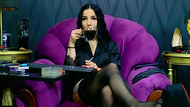 VivianReeve online show from 04/01/26, 06:14