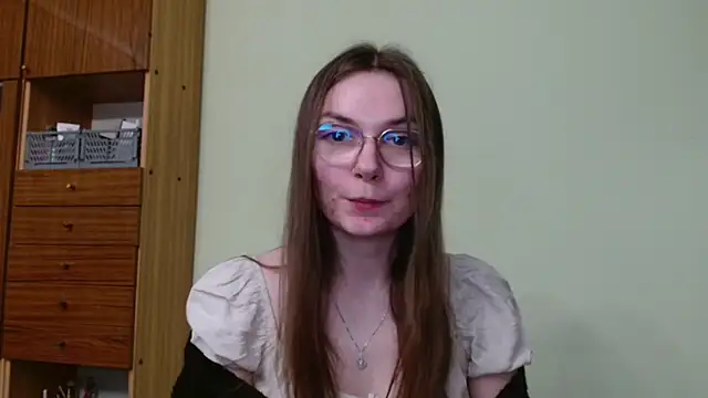 LooveELLYx online show from 02/03/25, 05:56