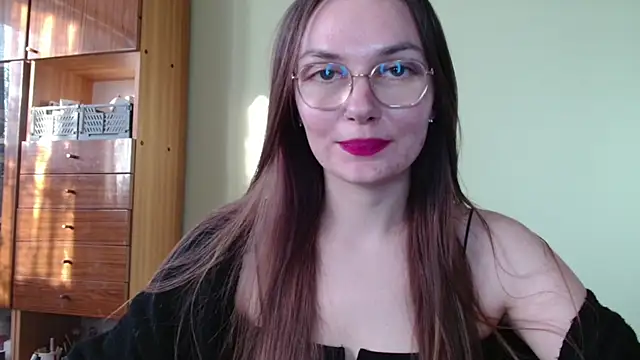 LooveELLYx online show from 02/10/25, 02:26