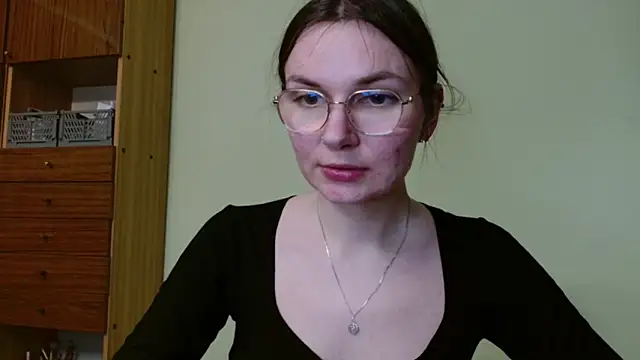 LooveELLYx online show from 02/26/25, 08:54