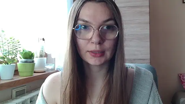 LooveELLYx online show from 03/10/26, 07:35