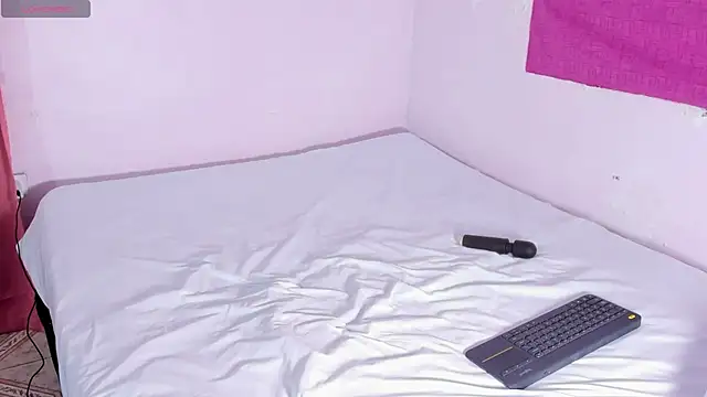 kethe love  online show from 12/03/25, 09:24