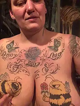 Snapshot of Ich-eben123 chatting on 09/17/25, 07:59 Ich-eben123 online show from 09/17/25, 07:59