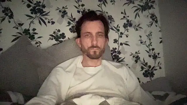 Big8inchUncutCock online show from 05/13/26, 06:00