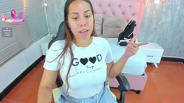 lissa jhonsoon online show from 10/14/25, 03:40