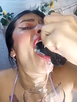 karinnahotdirty online show from 04/01/26, 10:18