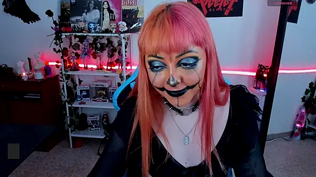 Makii 33 online show from 10/10/25, 09:25