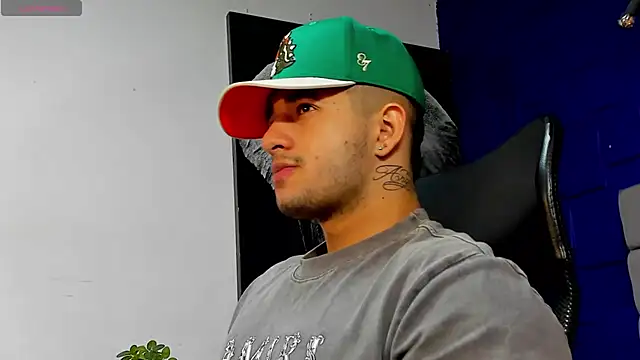 king falconer online show from 11/15/25, 11:32