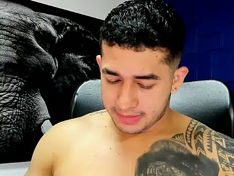 king falconer online show from 12/03/25, 01:02