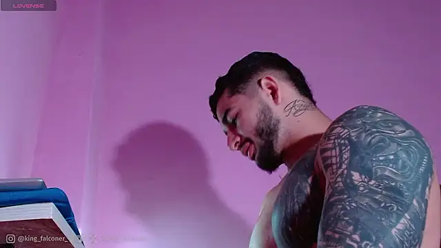 king falconer online show from 03/06/26, 07:32