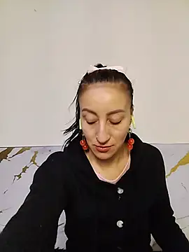 Oriana111 online show from 06/02/26, 03:08