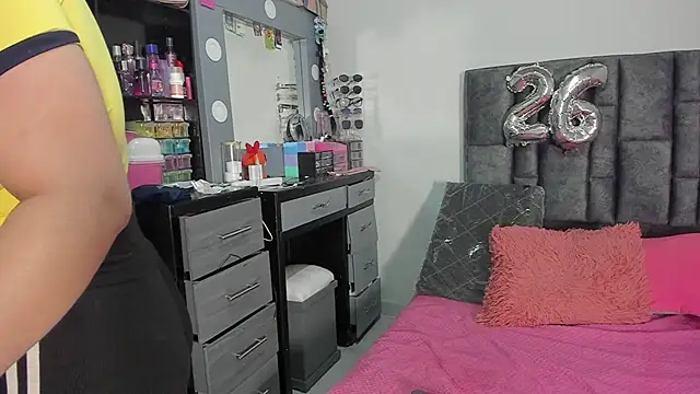 Esmeraldaa- online show from 03/19/26, 04:38