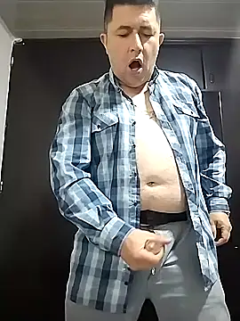 BigCristh79 online show from 01/06/26, 01:37