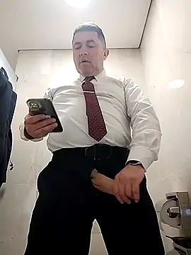 BigCristh79 online show from 01/18/26, 08:23