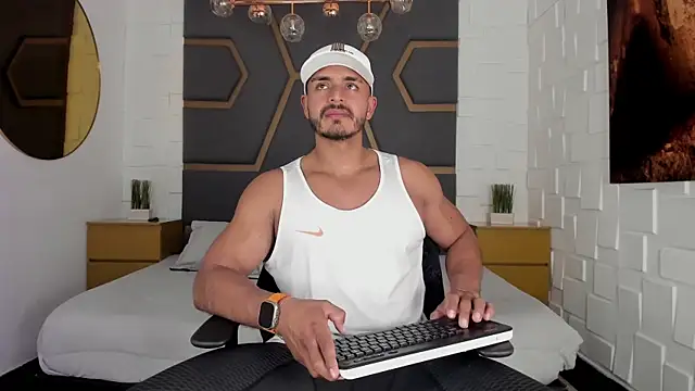 magnusclark online show from 09/15/25, 06:19