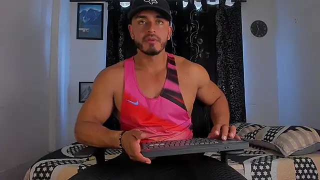 magnusclark online show from 12/04/25, 05:43