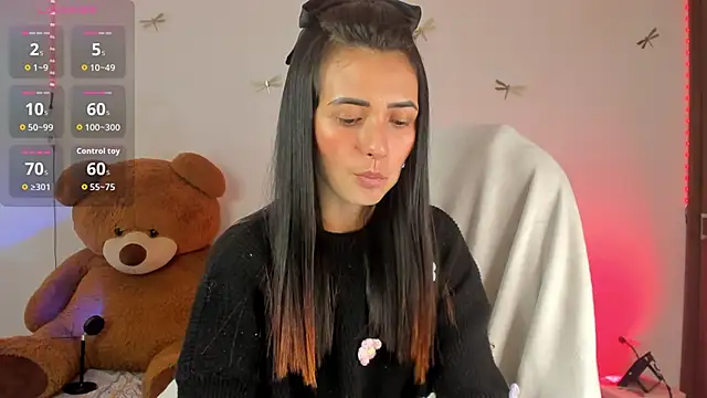 princessluna 19 online show from 10/18/25, 09:15