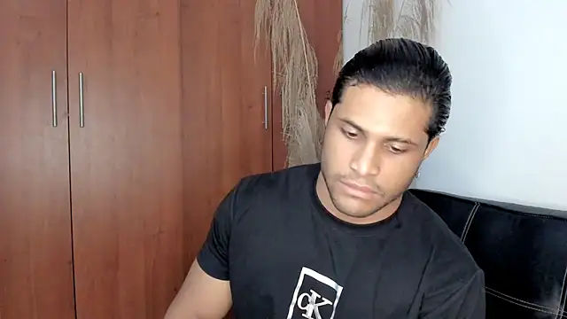 Evansdark1 online show from 11/27/25, 10:23