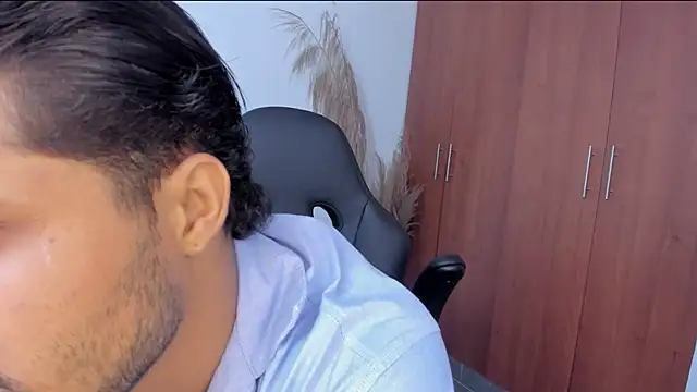 Evansdark1 online show from 04/02/26, 09:34