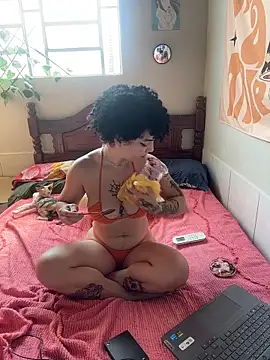 CamillyBlum online show from 11/12/25, 07:46