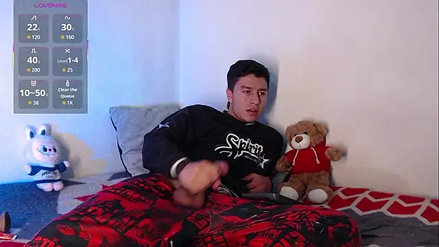 Snapshot of Jhoansitop chatting on 03/08/26, 02:32 Jhoansitop online show from 03/08/26, 02:32